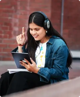 Interactive online learning with live virtual classrooms at GLA Online